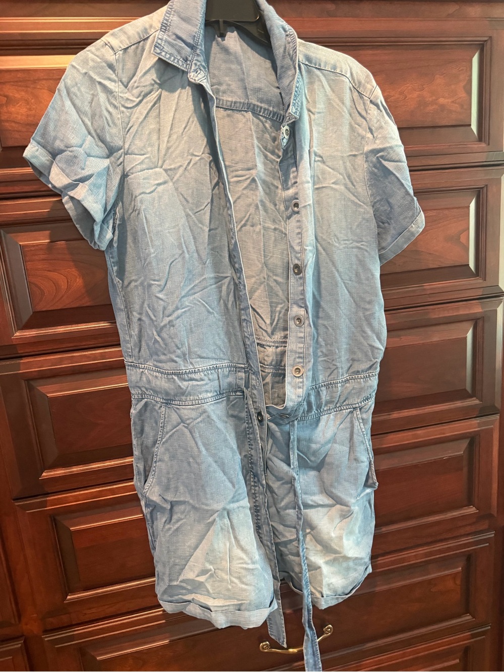 Light Blue Short-Sleeve Denim Shirt